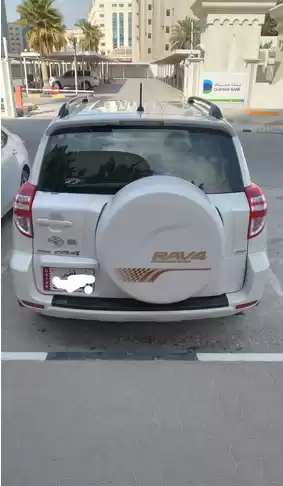Gebraucht Toyota RAV4 Zu verkaufen in Doha #5086 - 1  image 